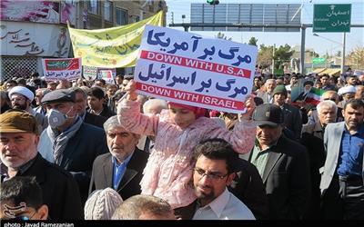 حضور مردم در جشن پیروزی انقلاب سیلی دیگری به چهره نحس استکبار است