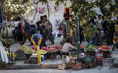 شهرداری در روزهای آخر سال به دستفروشان اجازه برپایی چادر ندهد